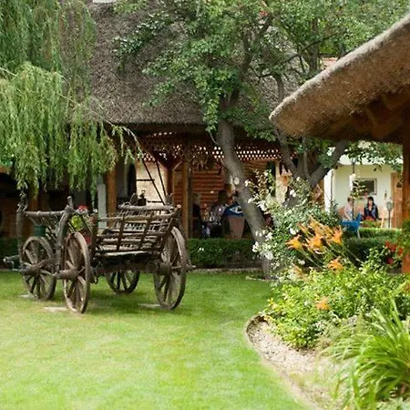 Szoloszem Farm Ξενοδοχείο με διαμερίσματα