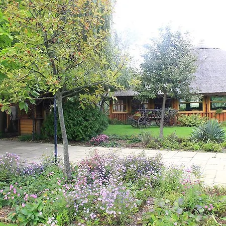 Apart Otel Szoloszem Farm *